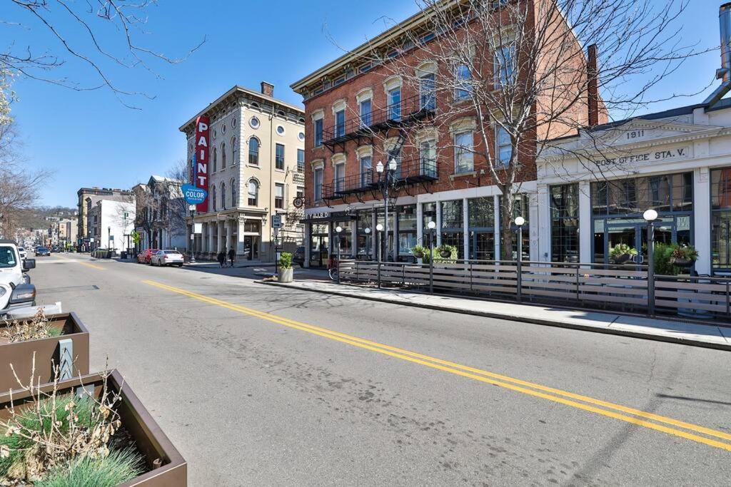 **New Radiant Stay In The Thrust Of Otr* W/Parking Cincinnati Eksteriør bilde